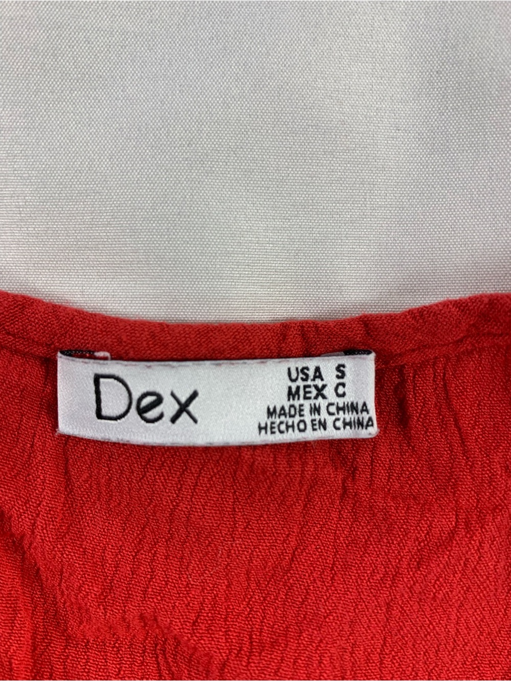 Pre loved Dex Red Ruffled Button-Front Women’s Top - Picture 4 of 4